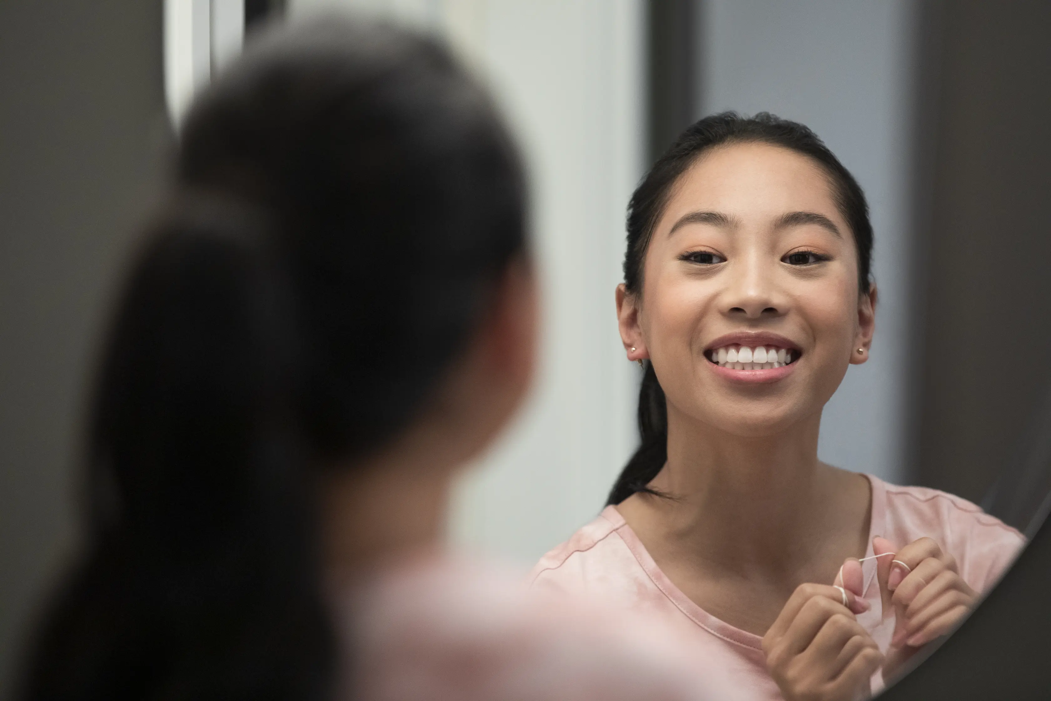 Invisalign® Behandlung - Fast unsichtbare Aligner für gerade Zähne